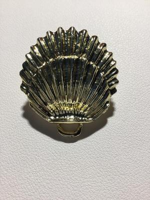 Gold tone shell scarf jewelry vintage