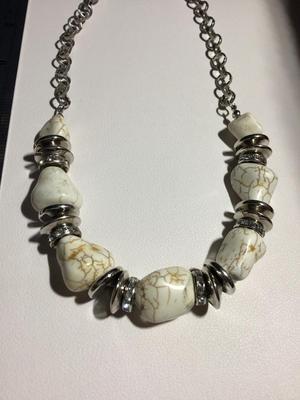 Western type collar statement necklace