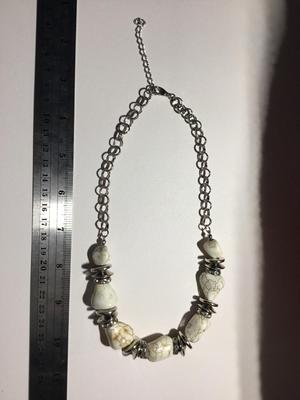 Western type collar statement necklace