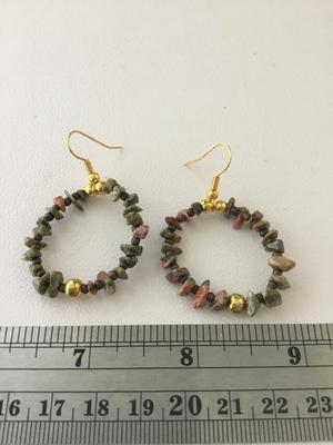 Gold tone hoop fashion earring