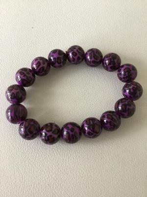 Purple stretchy animal beaded bracelet