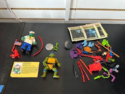 NINJA TURTLE ACTION FIGURES