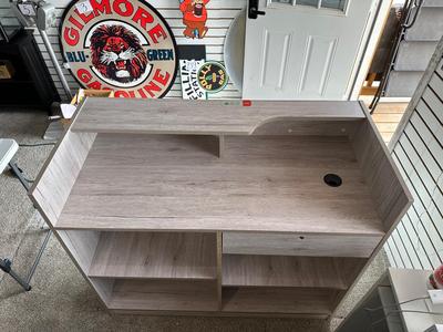RETAIL CHECKOUT COUNTER WITH LIGHTED DISPLAY CASE