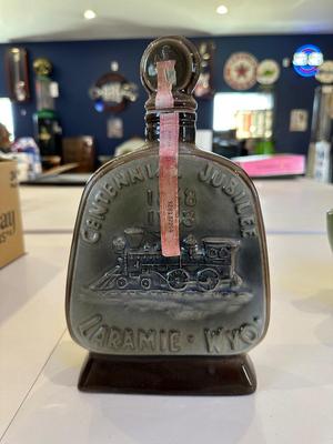 VINTAGE WYOMING AND SOUTH DAKOTA JIM BEAM DECANTERS