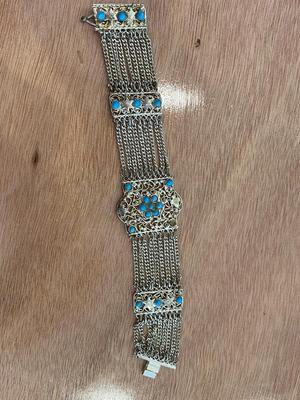 GIANI BERNINI CLUTCH AND SILVER AND BLUE TONE JEWELRY