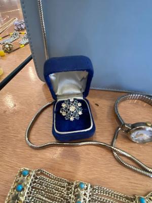 GIANI BERNINI CLUTCH AND SILVER AND BLUE TONE JEWELRY