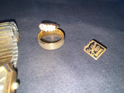 GOLD TONE COSTUME JEWELRY, AND MEN’S ELGIN WATCH.
