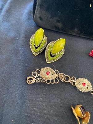 PARAY CLUTCH, WIND UP WATCH, BROOCH, CHOKER, AND EARRINGS