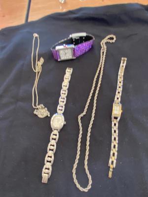 WOMENS FOSSIL WATCHES AND SILVER TONE JEWELRY