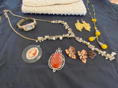 LA REGALE CLUTCH AND COSTUME JEWELRY SOME FOR REPAIR OR REPURPOSE