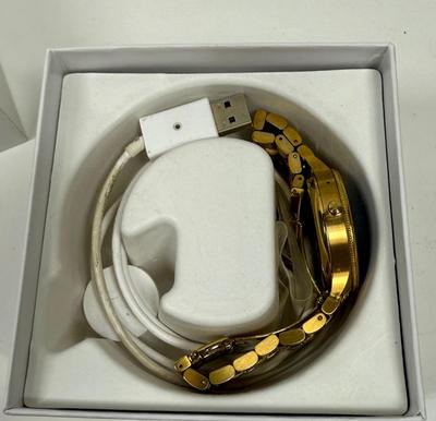 Fossil Q Venture Crystal Accent Gold-Tone Gen 3 Smart Watch with Black Dial (Model: FTW6001)