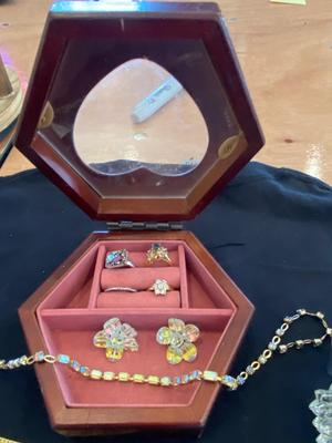 SMALL JEWELRY BOX WITH ESTATE JEWELRY