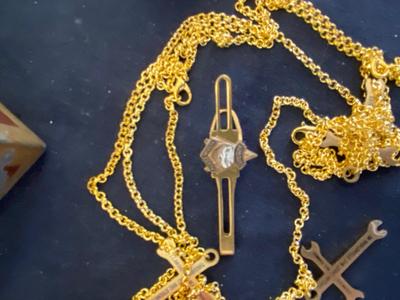 TREASURE CHEST COIN BANK, 3-D PRINTED GIRAFFE AND MORE!