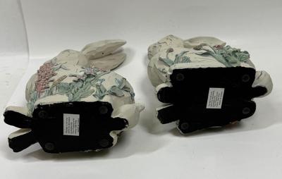 Floral Bunny Rabbit Pair - Wood like resin - Great condition