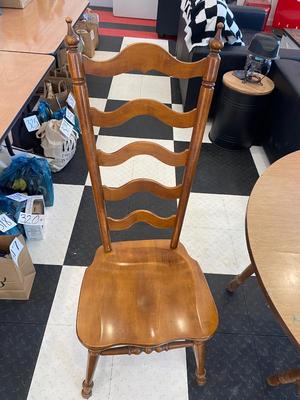 DROP LEAF TABLE AND 4 CHAIRS
