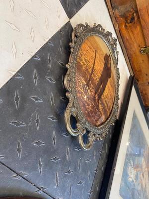 VINTAGE WALL ART