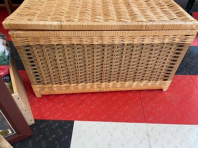 WICKER HAMPER CHRISTMAS DECOR AND MORE!