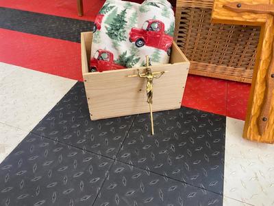 WICKER HAMPER CHRISTMAS DECOR AND MORE!