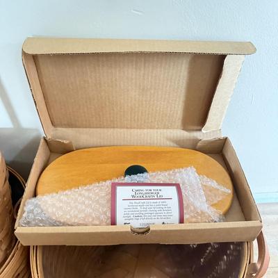 LOT 387K: Longaberger Collection: Baskets, Accessories & Liners