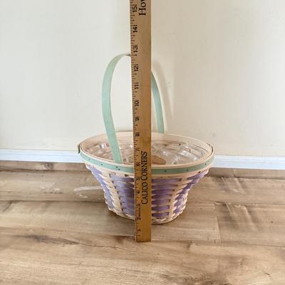 LOT 387K: Longaberger Collection: Baskets, Accessories & Liners