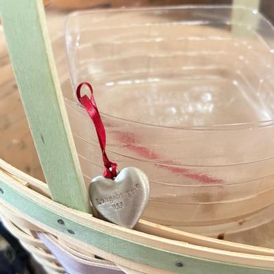 LOT 387K: Longaberger Collection: Baskets, Accessories & Liners