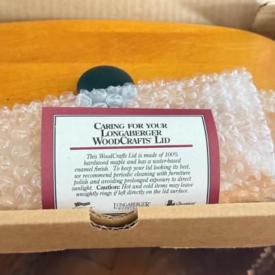 LOT 387K: Longaberger Collection: Baskets, Accessories & Liners