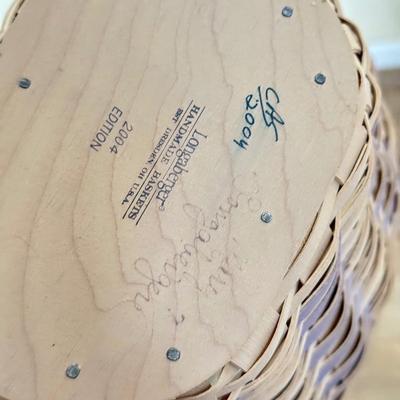 LOT 387K: Longaberger Collection: Baskets, Accessories & Liners