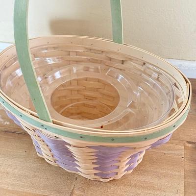 LOT 387K: Longaberger Collection: Baskets, Accessories & Liners