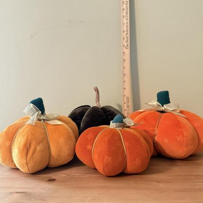 LOT 390F: Fabric Pumpkin Collection