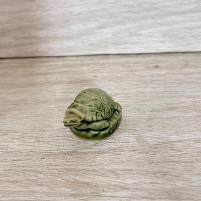 LOT 398K: Vintage Royal Doulton “Mrs Bunnykins: Clean Sweep” Bone China Figurine, Wade Whimsies Turtle, Hallmark Cardinal Snowglobe &...