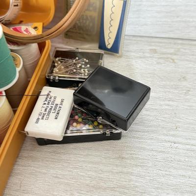 LOT 403L: Collection of Sewing Thread w/ Case & Vintage Crafting Scissors