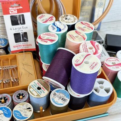 LOT 403L: Collection of Sewing Thread w/ Case & Vintage Crafting Scissors