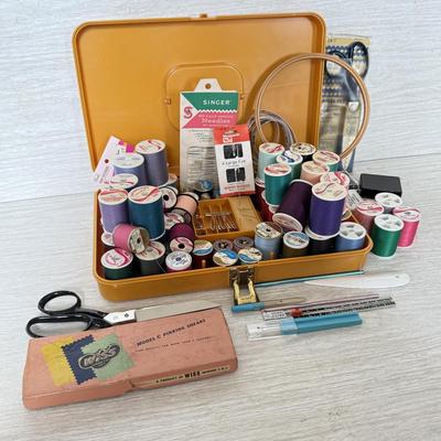 LOT 403L: Collection of Sewing Thread w/ Case & Vintage Crafting Scissors