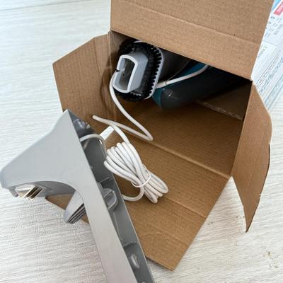 LOT 404L: Royal Dirt Devil Hand Vacuum Model 103 and Black & Decker Cordless Hand Vacuum