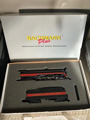 BR713 BACHMAN Plus Class J-4-4 & Tender with Smoke