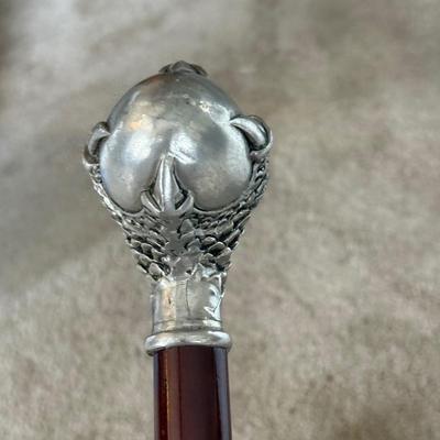 LOT 414L: Vintage Canes: Dragon Claw & Marble Resin Handle
