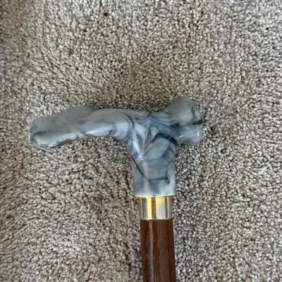 LOT 414L: Vintage Canes: Dragon Claw & Marble Resin Handle