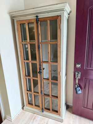 LOT 416H: Lovely Glass Front Cabinet