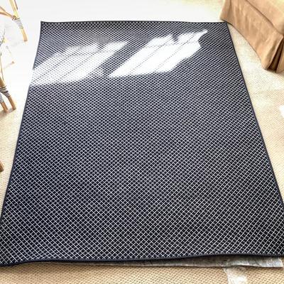 L720 Custom Black Criss Cross Design Rug 5'wide x 6'6"