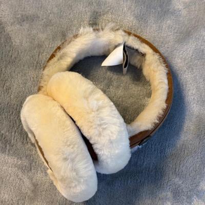 LOT 430U: Ugg Earmuffs & Snowflake Mittens
