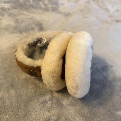 LOT 430U: Ugg Earmuffs & Snowflake Mittens