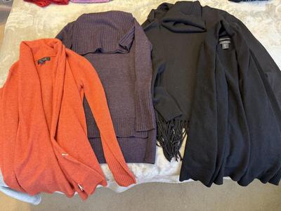 LOT 432U: Women’s Sweaters & Cardigans: Michael Kors & Tahari