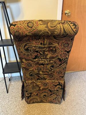 LOT 435U: Paisley Chair & Floor Lamp w/ Shelves