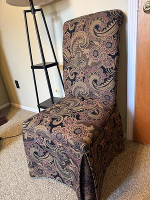 LOT 435U: Paisley Chair & Floor Lamp w/ Shelves
