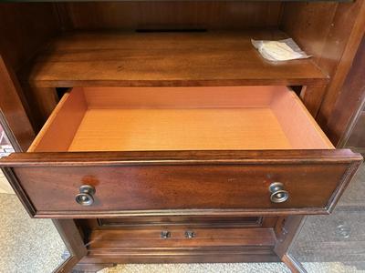 LOT 437U: Beautiful A. R. T. Furniture Cabinet