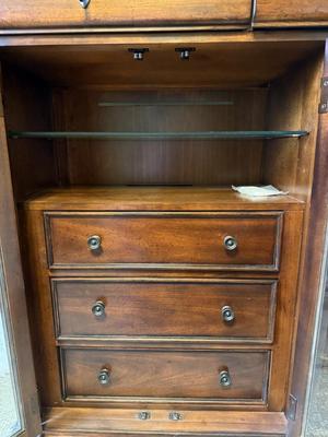 LOT 437U: Beautiful A. R. T. Furniture Cabinet