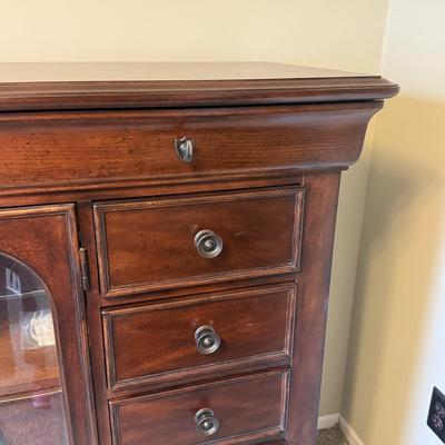 LOT 437U: Beautiful A. R. T. Furniture Cabinet