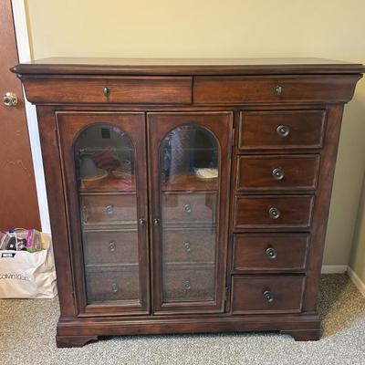 LOT 437U: Beautiful A. R. T. Furniture Cabinet