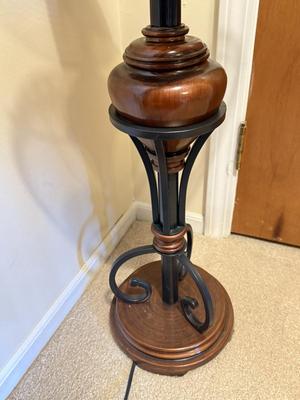 LOT 438U: Deco Breeze Standing Fan Mode FT30-A/DBF0497