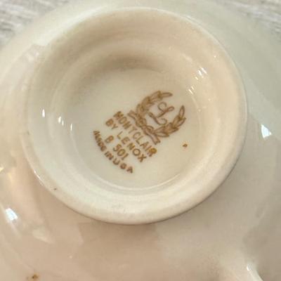 LOT 443D: Lenox Montclair B501 Dinnerware Set